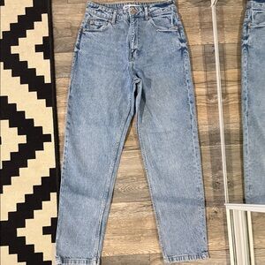 Zara Light Blue Jeans Mom fit